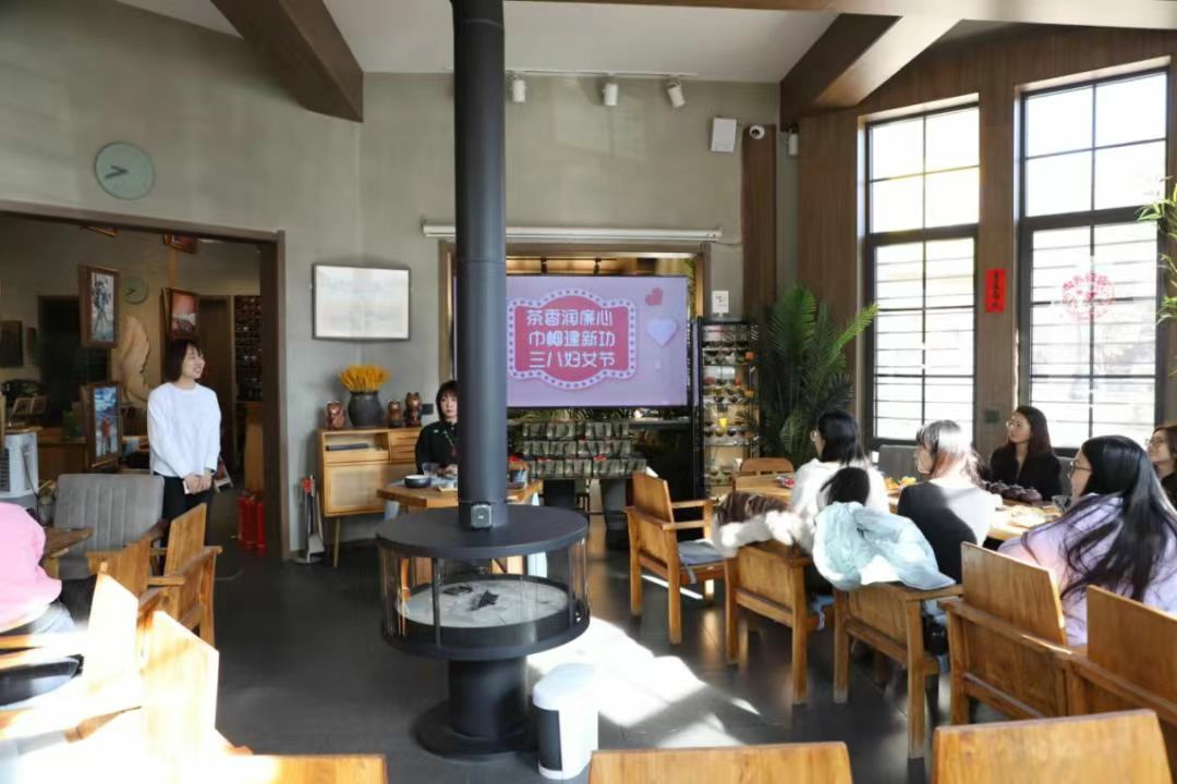 _cgi-bin_mmwebwx-bin_webwxgetmsgimg__&MsgID=6904120121221144113&skey=@crypt_143c1de0_636f36cd92c52ce5b3ed4fdebb8b3b2f&mmweb_appid=wx_webfilehelper